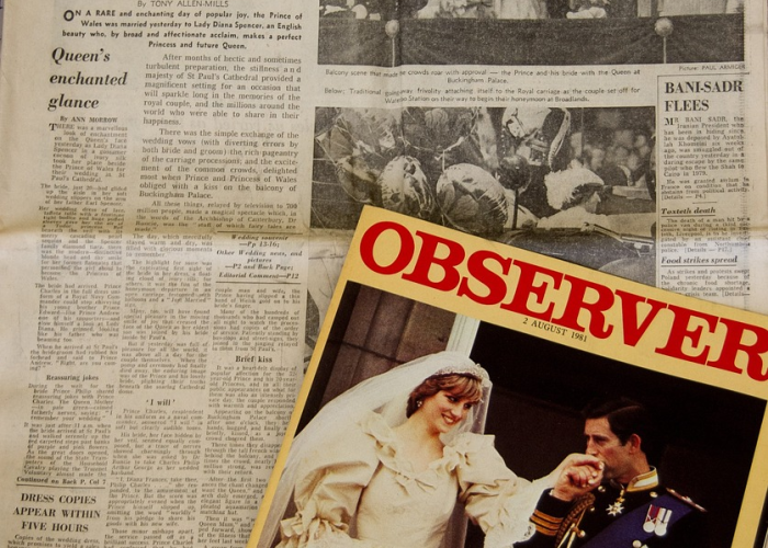 十九万次核酸拭子：一座港城的静默与脉搏