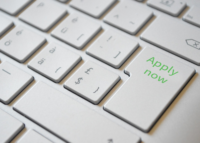 F 数据背后的坚韧与反思；【今日全国疫情】 57