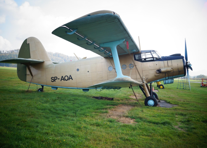 C 一条街上的金陵百年、山西路