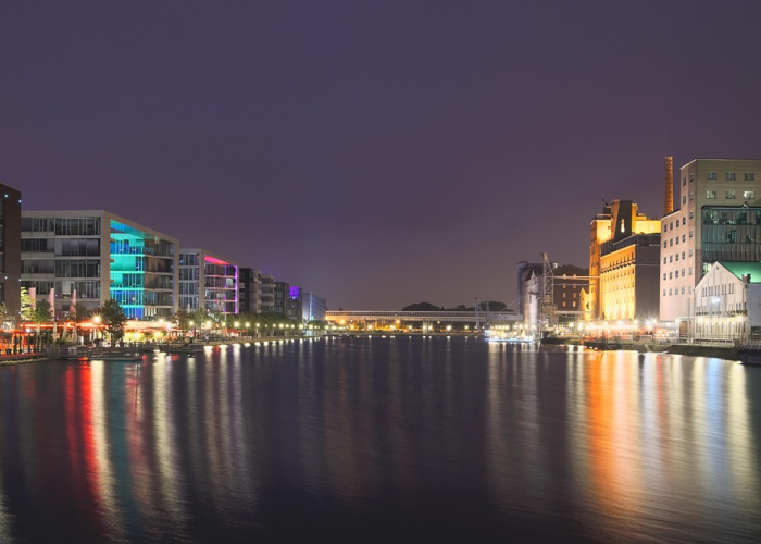 Y 【一座超大型城市的动态清零压力测试】、深圳昨日新增2例确诊病例 Y 【一座超大型城市的动态清零压力测试】、深圳昨日新增2例确诊病例