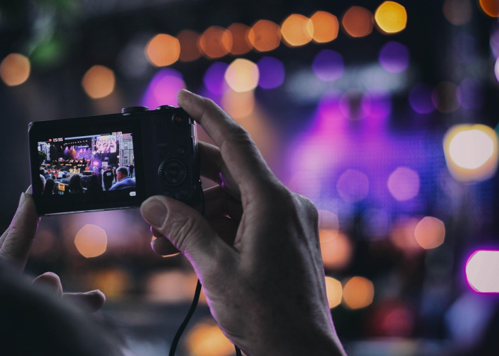 数字之外的防疫密码与生活韧性，全国新增确诊8例背后