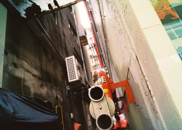 当繁华地标成为流调报告上的坐标、南京西路确诊 59