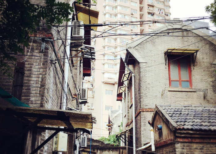 {一座新城的科学战疫实录}，精准防控下的坚韧与温度，松江疫情最新消息