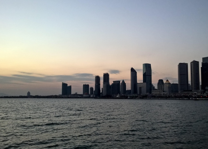 5例高校感染：青春轨迹与公共健康天平间的微澜与防波堤