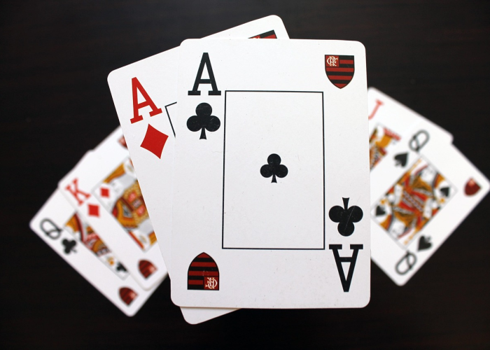 疫情破防背后的机场防线反思录；禄口失守