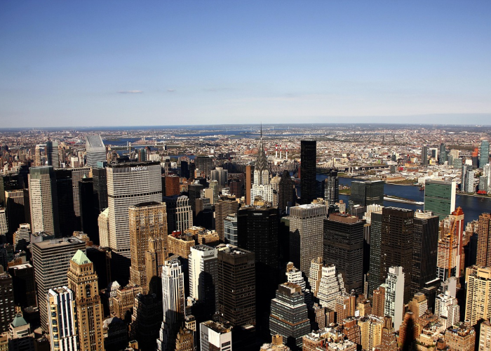 如何重塑一座城的防疫逻辑？，一座机场的压力测试，南京禄口