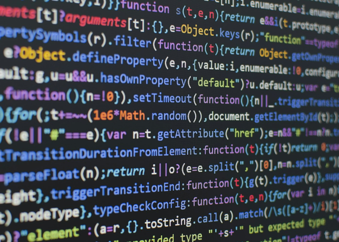 （疫情下的校园与一座城的韧性）；大连海洋大学学生确诊 C
