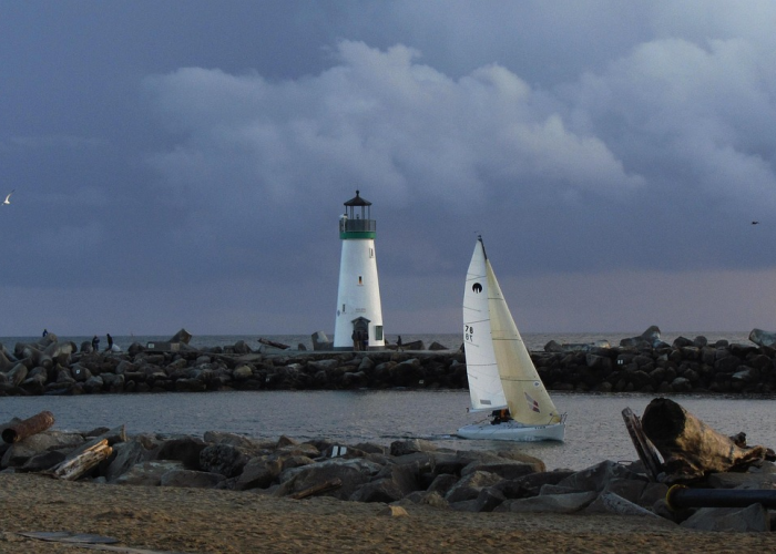 {我们如何守护动态清零的韧性长城¿}，当数字成为日常，33例新增背后的冷思考
