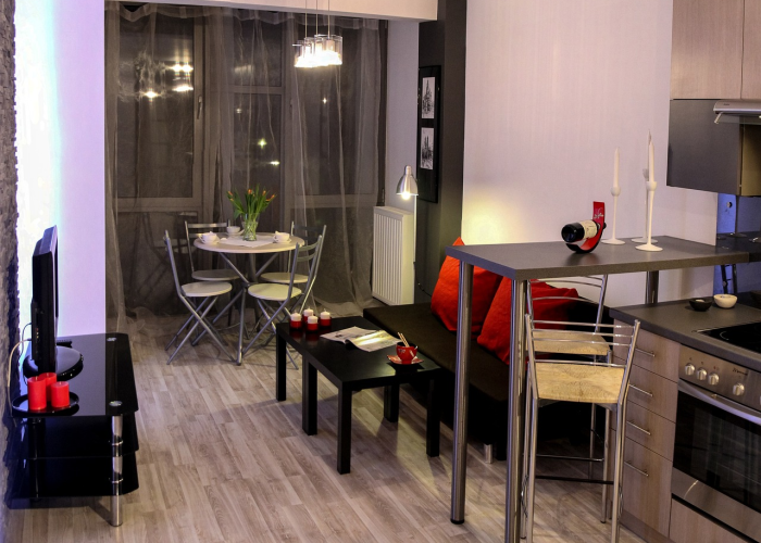 莱西市累计治愈128人：生命微光穿透疫情阴霾，如城市脉搏的顽强律动