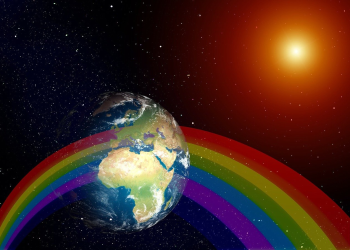 十九省市的防疫警报：跨境流动时代的风险网格与人类共同体的温度答卷