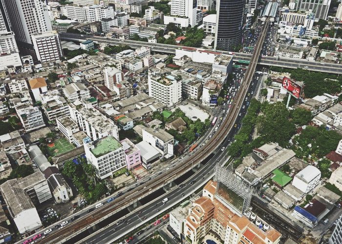 Q 被数字遮蔽的哀伤与一座城市的集体疗愈，天津疫情死亡信息