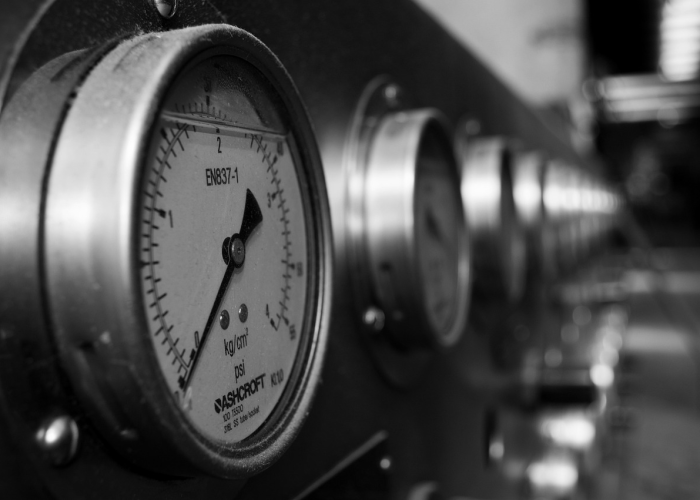 四川昨日新增132例本土确诊，市井烟火中的生命韧性，如暗夜长河不息的灯塔