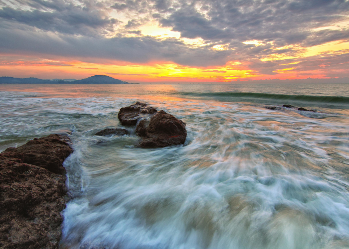 我们如何构筑免疫长城¿、精准防控下、国内疫情最新研判 I