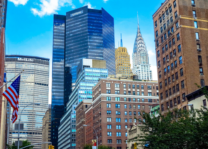 19省份49市疫情下的生命图谱：暗夜中的星光与坚韧的共同体