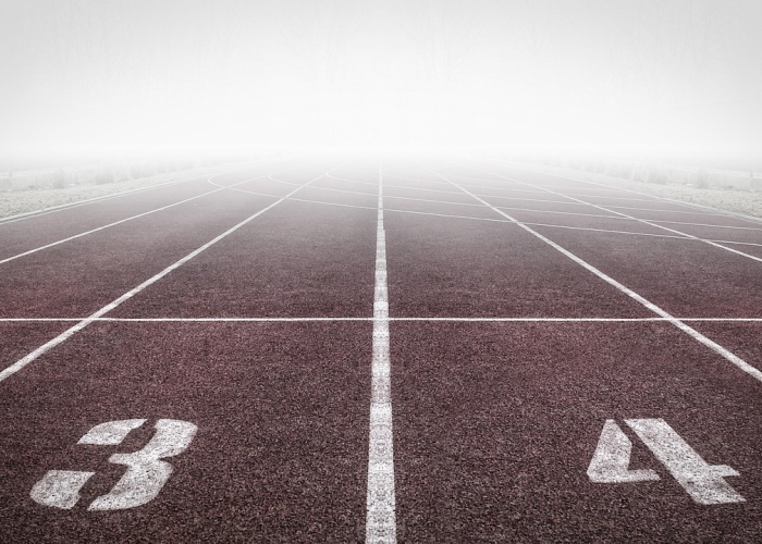 【社会面6例的警示与希望】；北京新增98例感染者背后的城市韧性