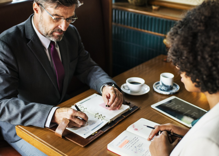 一座超大城市与病毒的极限拉扯、广州再现新冠疑似 89