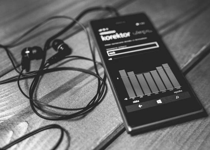 从劳动节到心灵假期的百年嬗变；《五一》