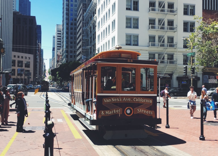 [当冰雪之约叩响人类命运共同体的门环]、冬奥开幕 C