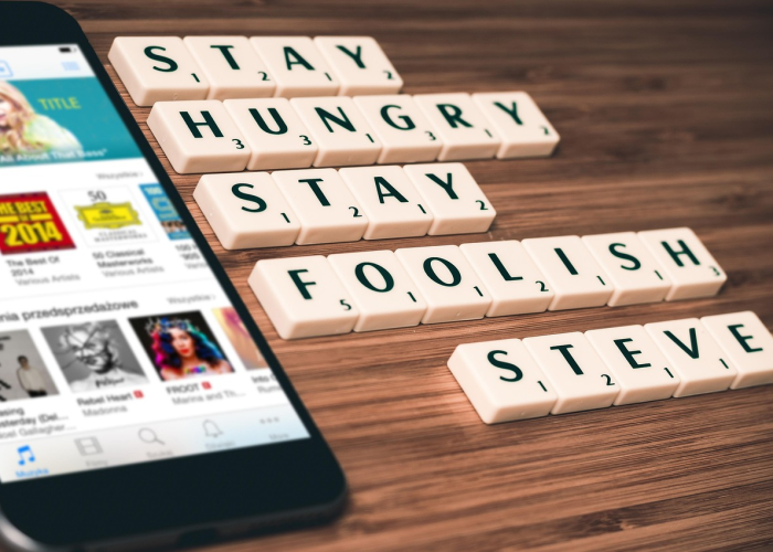 概率迷宫中的情感博弈：虚拟舞厅里的微光追逐