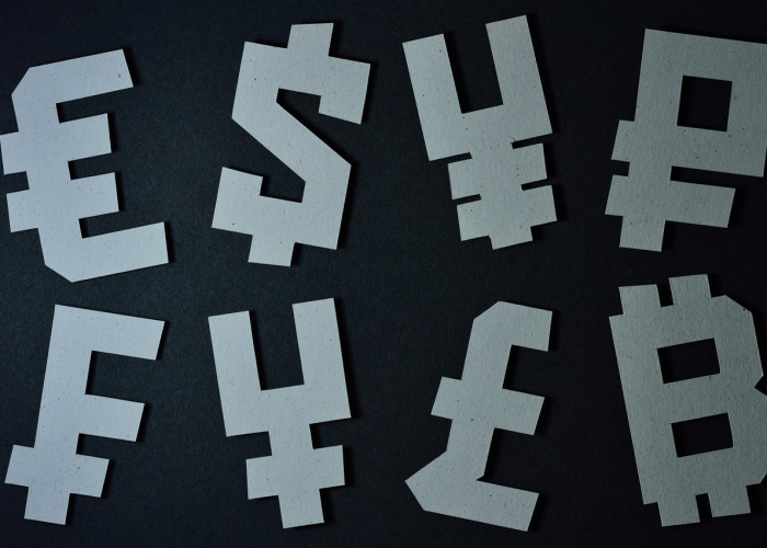 胶着期下的生命防线，一座城市与无形对手的拉锯战